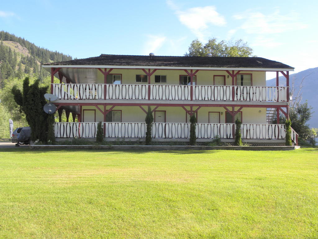 Rivermount Motel Little Fort Exterior photo