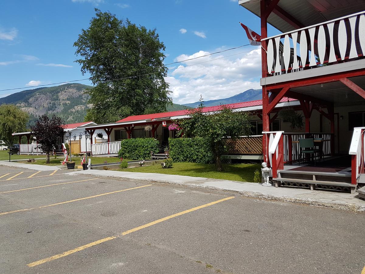 Rivermount Motel Little Fort Exterior photo